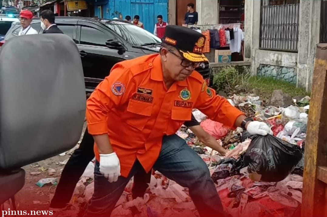 Salah Satu Upaya Atasi Tumpukan Sampah, Bupati Cianjur Tambah Armada