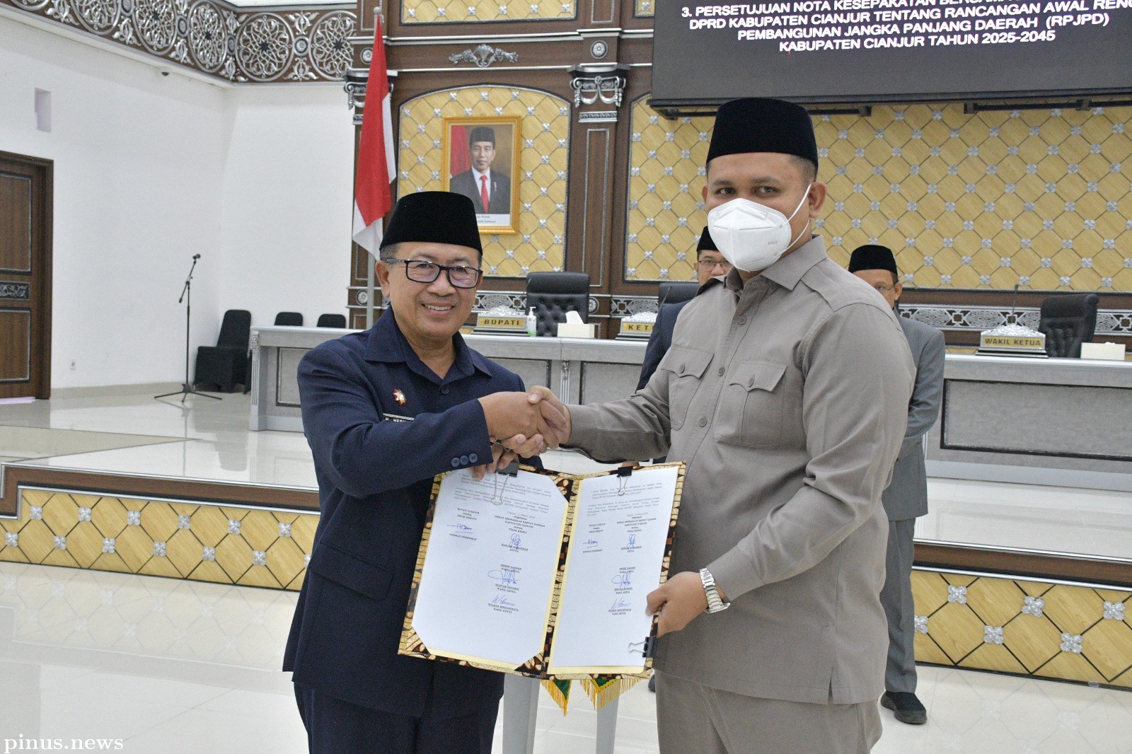 Ketua DPRD Cianjur Hadiri Rapat Paripurna Penyampaian Nota Pengantar LKPJ Bupati Cianjur Tahun 2023
