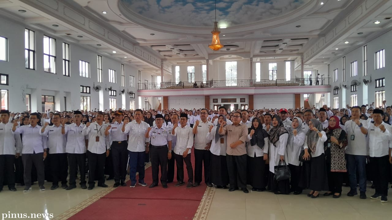Pelantikan PPPK, Bupati: Tingkatkan Kinerja untuk Memajukan Cianjur