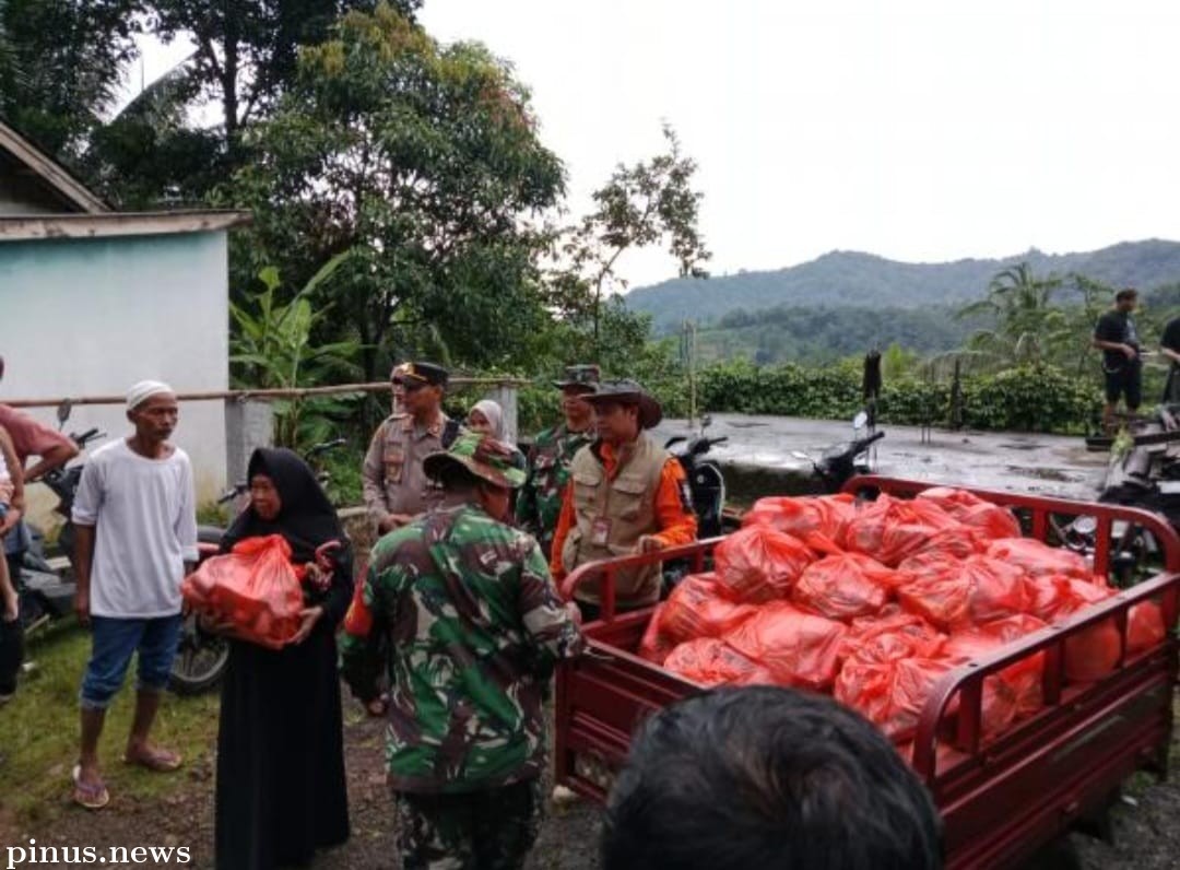 Korban Pergeseran Tanah di Bojongpucung Sudah Mendapat Bantuan Sembako