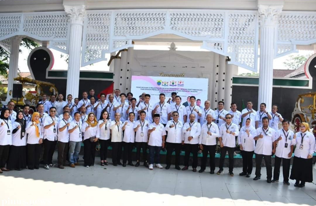 Bupati Herman Kukuhkan Kepengurusan Kadin Cianjur