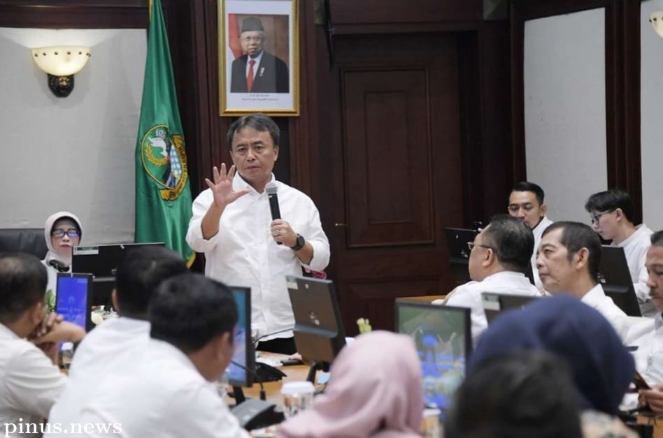 DPMPTSP se- Jabar Tandatantangani Pakta Integritas Dukung Usaha Supermikro