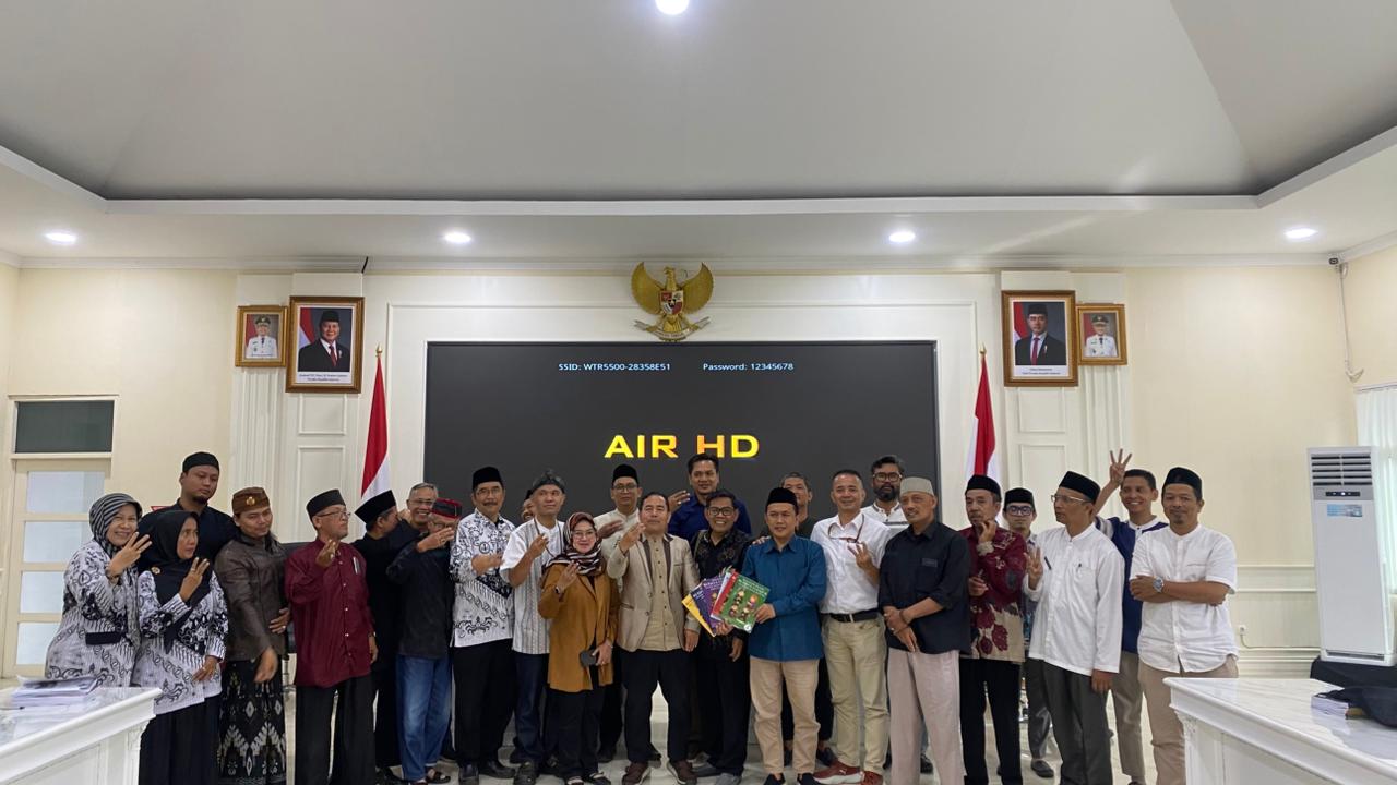 Bedah Buku Tiga Pilar Budaya Cianjur: Ngaos, Mamaos, Maenpo, Perkuat Identitas Budaya Daerah