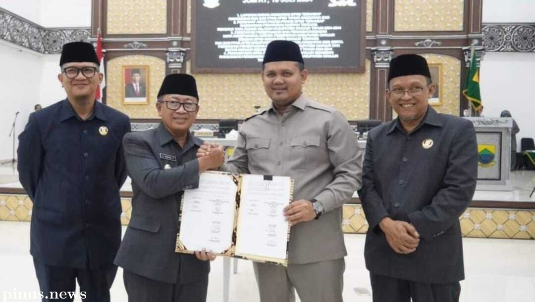 Rapat Paripurna Bahas Laporan Badan Anggaran DPRD Cianjur Terhadap Rancangan KUA dan PPAS APBD 
