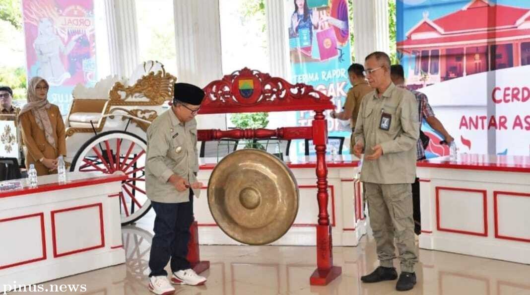 Roadshow Bus KPK Tahun 2024, Kick Off Lomba Cerdas Cermat Antar ASN di Cianjur